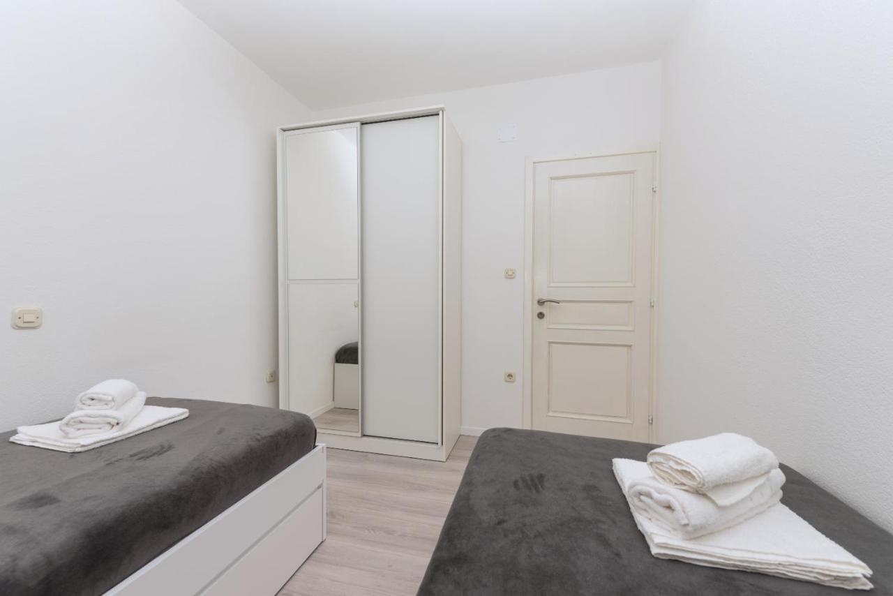 Apartment Sole Mio -Sea View Makarska Exterior photo