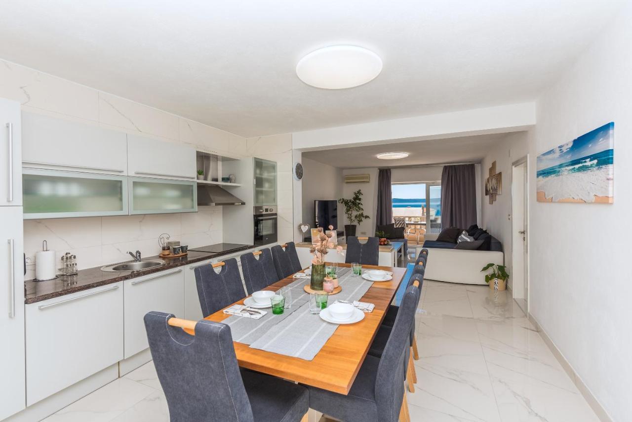 Apartment Sole Mio -Sea View Makarska Exterior photo